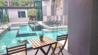 Bazén v ubytování B207-Hi-Ended Pool Access 1br 300m 2 Ao Nang Beach nebo v jeho okolí