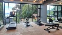 Fitness centrum a/nebo fitness zařízení v ubytování B207-Hi-Ended Pool Access 1br 300m 2 Ao Nang Beach
