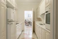 Kuchnia lub aneks kuchenny w obiekcie Cecilia Exclusive Villa Corfu