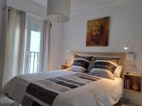 Posteľ alebo postele v izbe v ubytovaní Encantador apartamento residencial con piscina