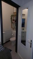 Łazienka w obiekcie STUDIOS ET APPARTEMENTS EN CENTRE VILLE Boulogne sur mer