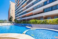 Bazén v ubytování Trinisol 7-A Sea Views Apartment Levante Beach nebo v jeho okolí