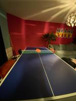 Herňa v ubytovaní Capsule Miami Vice - Jacuzzi - Billard - Ecran cinéma & Netflix - Ping-Pong - Nintendo & Jeux-