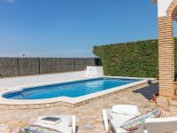 Bazén v ubytovaní Casa con Piscina, A/A, Wifi, Barbacoa, a 200 m de la Playa - ES-89-75 alebo v jeho blízkosti