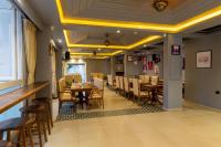 En restaurant eller et andet spisested på Alvorada Resort-3 Star Resort In Baga