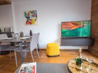 Posedenie v ubytovaní Appartement neuf et équipé au centre de Chamonix - FR-1-343-220