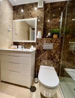 Apartamentos Prestige Suites Málaga IIIにあるバスルーム