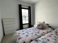 Posteľ alebo postele v izbe v ubytovaní Casa Feliz - one bedroom central apartment with communal pool