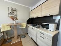 Kuchyň nebo kuchyňský kout v ubytování SUMMER BREEZE 506 Private Studio SUNNY BEACH