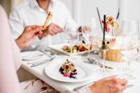 Jídlo v hotelu nebo okolí