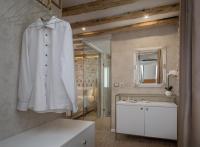 Kúpeľňa v ubytovaní Le Premier Luxury Rooms