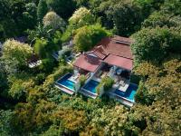 Garrya Tongsai Bay Samuiの敷地内または近くにあるプール