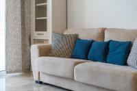 Posedenie v ubytovaní Modern apartment with large terrasse, bbq, fast wifi, 2 pools