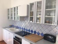 Kuchnia lub aneks kuchenny w obiekcie L’Aiguade, appartement d'exception à Cassis
