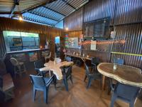 Photo de la galerie de l'établissement Hostal Café El Cedro, à Berlín