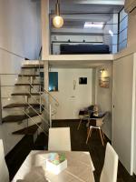 A seating area at Marechiaro House