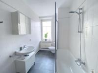 Koupelna v ubytování Stilvolle 2 Zimmer Wohnung mit Küche, TV, Waschmaschine