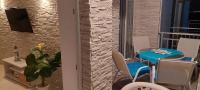 A seating area at Lovely 1-Bed Apartment in Perea