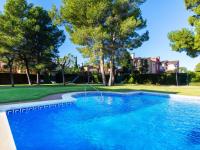 Bazén v ubytovaní Holiday Home Villa Verdi 11 by Interhome alebo v jeho blízkosti