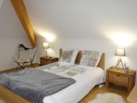 Posteľ alebo postele v izbe v ubytovaní Apartment Le Domaine de Crespin by Interhome
