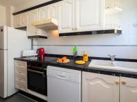 Kuchyňa alebo kuchynka v ubytovaní Apartment Casita Blanca by Interhome