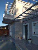 Bazén v ubytování Spiridoula Luxury Villa nebo v jeho okolí