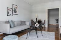 Posedenie v ubytovaní Enjoyable 2BR Apartment in Marousi by UPSTREET