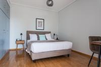 Posteľ alebo postele v izbe v ubytovaní Enjoyable 2BR Apartment in Marousi by UPSTREET