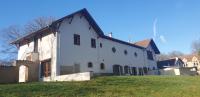 Budynek, w którym mieści się apartament