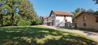 Budynek, w którym mieści się apartament