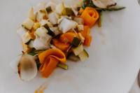 ホテルの敷地内または近くでの食事または食べ物