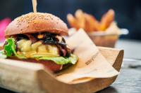 Jídlo v hotelu nebo okolí