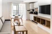 Kuchyňa alebo kuchynka v ubytovaní CALMA Apartments