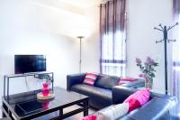 A television and/or entertainment centre at Apartamento La Salle
