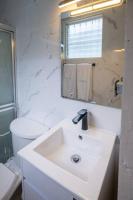 Koupelna v ubytování Cozy Suite 8 en la Zona Colonial