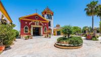 A garden outside Casa Campo La Capilla Los Palacios y Villafranca by Ruralidays