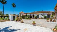 A garden outside Casa Campo La Capilla Los Palacios y Villafranca by Ruralidays