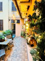 A garden outside Trevi Fountain Luxury Guest House