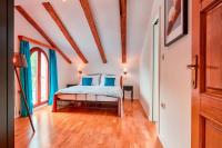 Posteľ alebo postele v izbe v ubytovaní Pool Villa Abbazia Seaview - Happy Rentals
