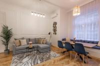 Posezení v ubytování Glamorous Modern Apartment in the Hearth of Budapest