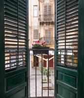 A balcony or terrace at Kalamarina Rooms