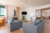 Telewizja i/lub zestaw kina domowego w obiekcie Hotel Rural El Castillejo
