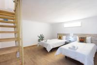 Postel nebo postele na pokoji v ubytování La Esperanza downtown 3 bd apt