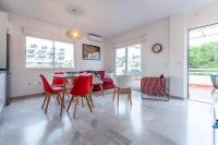 A television and/or entertainment centre at Castillo de Torreblanca 2bed1bath