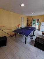 Herňa v ubytovaní Grande maison familiale 12p à proximité de Blois