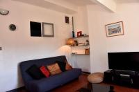 Telewizja i/lub zestaw kina domowego w obiekcie Lovely flat in the heart of the medieval city