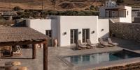 Bazén v ubytovaní Casa Botanica Luxury Villas Antiparos alebo v jeho blízkosti
