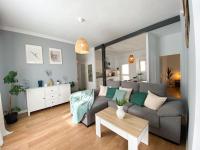 Posedenie v ubytovaní Bright flat Rosaleda