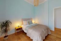 Posteľ alebo postele v izbe v ubytovaní Bright flat Rosaleda