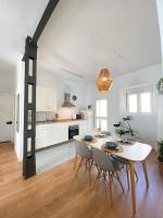 Kuchyňa alebo kuchynka v ubytovaní Bright flat Rosaleda